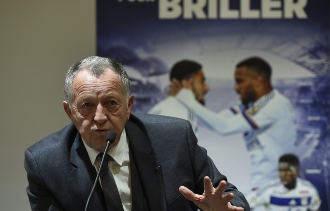 Jean-Michel Aulas, ici lors d'une conférence de presse, deux jours avant l'inauguration du Parc OL. Jean-Michel Aulas, ici lors d'une conférence de presse, deux jours avant l'inauguration du Parc OL.