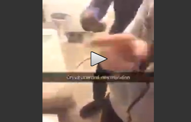 Deux hommes ont été interpellé dans la nuit de dimanche à lundi soupçonnés d'avoir violé une jeune fille et d'avoir diffusé la vidéo du crime sur les réseaux sociaux. Deux hommes ont été interpellé dans la nuit de dimanche à lundi soupçonnés d'avoir violé une jeune fille et d'avoir diffusé la vidéo du crime sur les réseaux sociaux.
