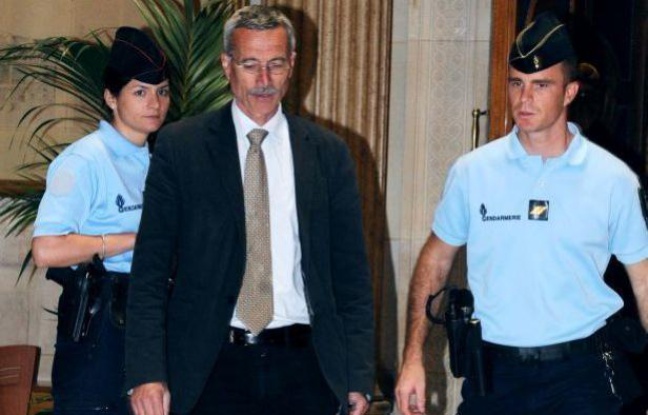 Le juge Renaud van Ruymbeke arrive au tribunal de Paris, le 16 mai 2011. Le juge Renaud van Ruymbeke arrive au tribunal de Paris, le 16 mai 2011.