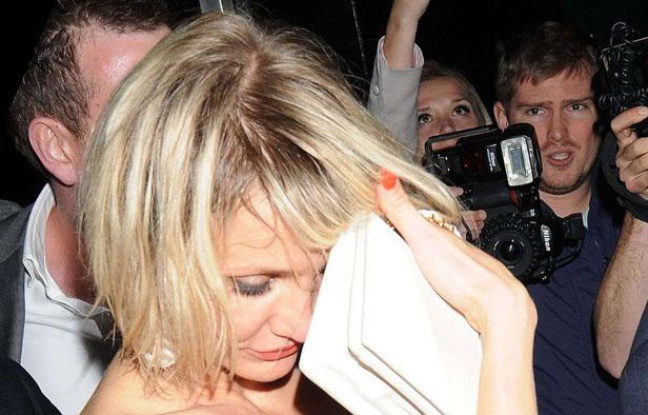 Cameron Diaz quitte le Whisky Mist club de Londres, le 23 mai 2012. Cameron Diaz quitte le Whisky Mist club de Londres, le 23 mai 2012.