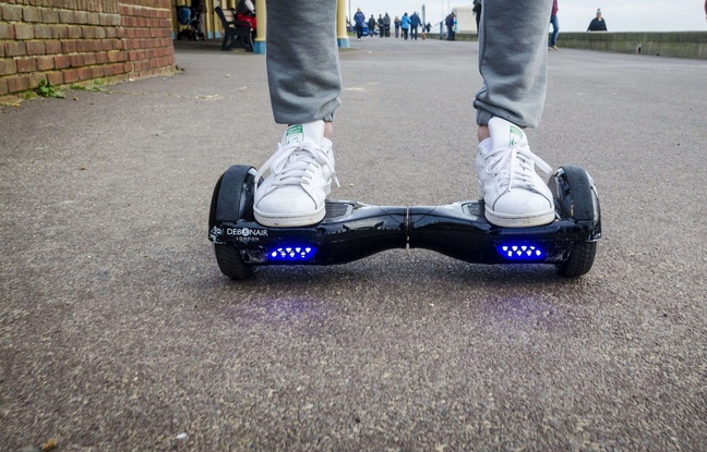 Un hoverboard, à Londres. Un hoverboard, à Londres.