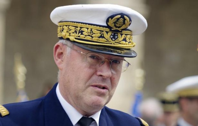 Les chefs d'état-major des armées mettent en garde contre de nouvelles coupes budgétaires et réductions des moyens de la défense qui comprometteraient à terme la capacité des armées à remplir leurs missions. Les chefs d'état-major des armées mettent en garde contre de nouvelles coupes budgétaires et réductions des moyens de la défense qui comprometteraient à terme la capacité des armées à remplir leurs missions.