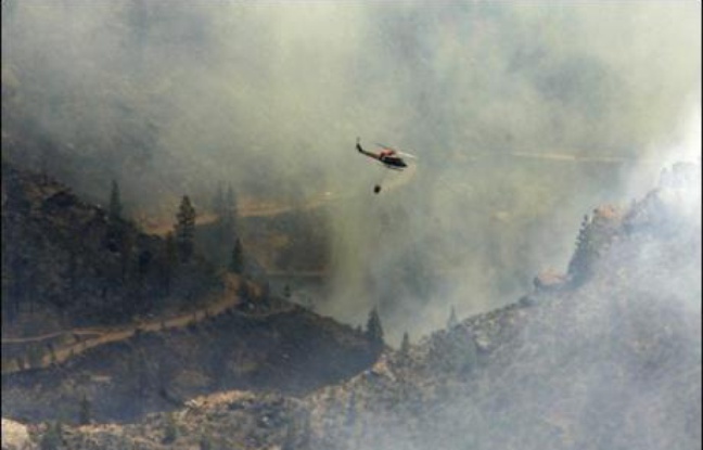 Plusieurs incendies faisaient toujours rage lundi soir au Portugal et en Espagne, où plus de 1.000 personnes ont été évacuées sur l'île de Grande-Canarie (archipel des Canaries), et plusieurs milliers d'hectares ont été dévastés. Plusieurs incendies faisaient toujours rage lundi soir au Portugal et en Espagne, où plus de 1.000 personnes ont été évacuées sur l'île de Grande-Canarie (archipel des Canaries), et plusieurs milliers d'hectares ont été dévastés.