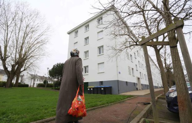 L'immeuble de Saint-Nazaire où une famille a vécu recluse pendant un à trois ans jusqu'au 5 janvier 2013. L'immeuble de Saint-Nazaire où une famille a vécu recluse pendant un à trois ans jusqu'au 5 janvier 2013.