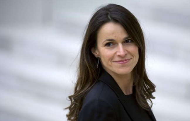 La ministre de la Culture a annoncé mardi sa volonté de remettre à plat le financement du Centre National de la Musique (CNM), la filière se montrant partagée, certains y voyant une décision de "bon sens" tandis que d'autres s'inquiètent des intentions d'Aurélie Filippetti. La ministre de la Culture a annoncé mardi sa volonté de remettre à plat le financement du Centre National de la Musique (CNM), la filière se montrant partagée, certains y voyant une décision de "bon sens" tandis que d'autres s'inquiètent des intentions d'Aurélie Filippetti.