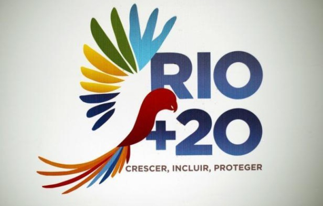La conférence de l'ONU Rio+20 a ouvert ses portes mercredi à Rio de Janeiro, en quête d'un développement durable pour la planète mais de sérieux doutes planent sur la possibilité d'arriver à un consensus suffisamment ambitieux des pays membres d'ici le 22 juin. La conférence de l'ONU Rio+20 a ouvert ses portes mercredi à Rio de Janeiro, en quête d'un développement durable pour la planète mais de sérieux doutes planent sur la possibilité d'arriver à un consensus suffisamment ambitieux des pays membres d'ici le 22 juin.