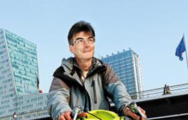 Philippe Fauvarque fait près de 150 kilomètres par semaine pour le boulot. Philippe Fauvarque fait près de 150 kilomètres par semaine pour le boulot.