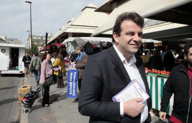 Trois militants UMP ont déposé mercredi une requête devant le Conseil constitutionnel contestant l'élection aux législatives du dissident de l'UMP, Thierry Solère, face à Claude Guéant dans les Hauts-de-Seine Trois militants UMP ont déposé mercredi une requête devant le Conseil constitutionnel contestant l'élection aux législatives du dissident de l'UMP, Thierry Solère, face à Claude Guéant dans les Hauts-de-Seine