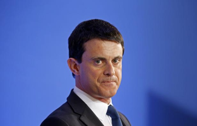 Le ministre de l'Intérieur, Manuel Valls, le 18 janvier 2013, à Paris. Le ministre de l'Intérieur, Manuel Valls, le 18 janvier 2013, à Paris.