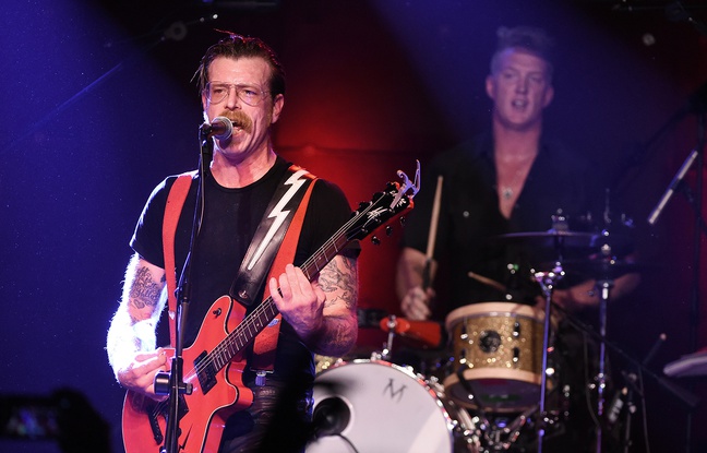 Jesse Hughes et Josh Homme lors d'un concert des Eagles of Death Metal à Los Angeles, le 19 octobre 2015. Jesse Hughes et Josh Homme lors d'un concert des Eagles of Death Metal à Los Angeles, le 19 octobre 2015.