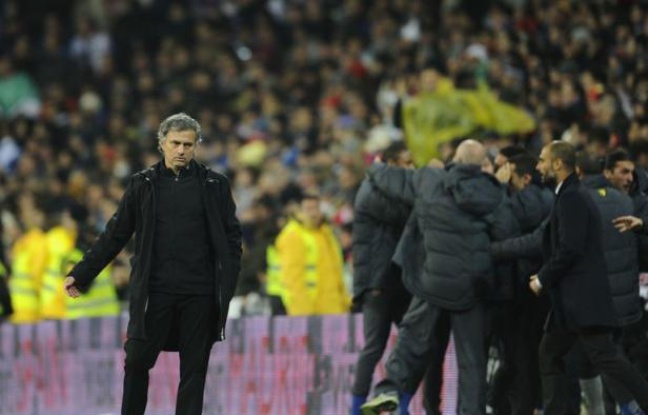 L'entraîneur du Real Madrid José Mourinho a estimé après la défaite (3-1) samedi soir, de son équipe contre le FC Barcelone pour le premier clasico de la saison que "cette victoire du Barça était en partie due à la chance". L'entraîneur du Real Madrid José Mourinho a estimé après la défaite (3-1) samedi soir, de son équipe contre le FC Barcelone pour le premier clasico de la saison que "cette victoire du Barça était en partie due à la chance".
