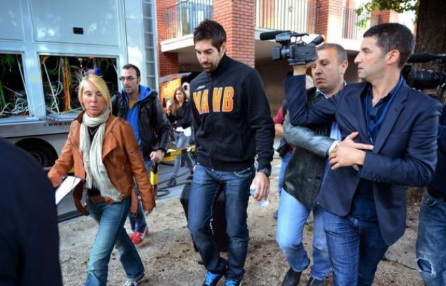 Le procureur de la République à Montpellier, Brice Robin, a déclaré lundi qu'il existait "de très fortes suspicions de non-respect de l'éthique sportive" dans l'enquête sur le match de handball Cesson-Montpellier (D1) sur fond de paris sportifs. Le procureur de la République à Montpellier, Brice Robin, a déclaré lundi qu'il existait "de très fortes suspicions de non-respect de l'éthique sportive" dans l'enquête sur le match de handball Cesson-Montpellier (D1) sur fond de paris sportifs.