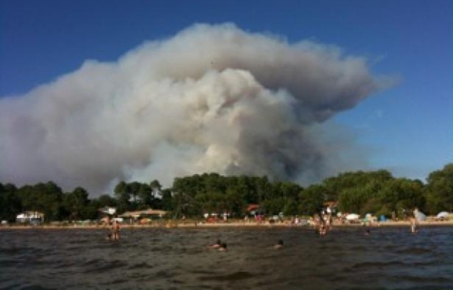 L'incendie 16 aout 2012 aux alentours de Lacanau. Photo internaute 20minutes.fr L'incendie 16 aout 2012 aux alentours de Lacanau. Photo internaute 20minutes.fr