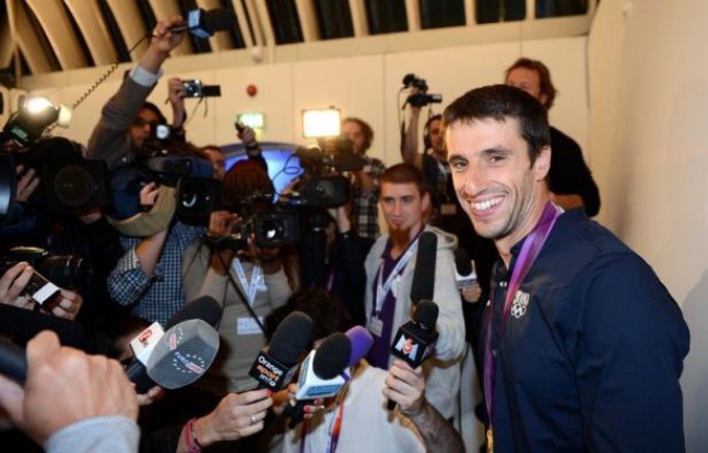 Tony Estanguet, triple champion olympique de canoë, a été élu à la commission des athlètes du Comité international olympique dont il devient de facto membre pour huit ans, a annoncé le CIO samedi à Londres. Tony Estanguet, triple champion olympique de canoë, a été élu à la commission des athlètes du Comité international olympique dont il devient de facto membre pour huit ans, a annoncé le CIO samedi à Londres.