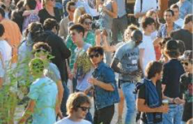 La fête continue en septembre à LaPlage de Glazart. La fête continue en septembre à LaPlage de Glazart.
