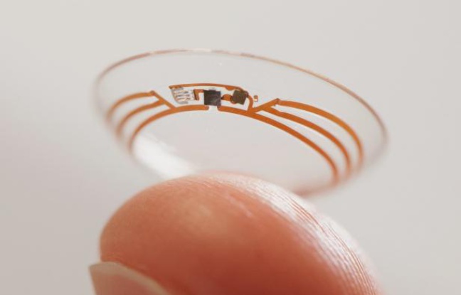 Un prototype de smart lentille de contact présenté par Google le 16 janvier. Un prototype de smart lentille de contact présenté par Google le 16 janvier.