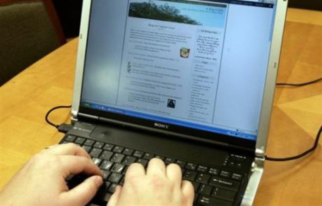 Besoin d'un alibi pour "vous libérer de certaines contraintes", justifier un rendez-vous manqué, "vivre une aventure sans mettre en danger votre mariage"? Plusieurs sites internet se proposent obligeamment de voler à votre secours, moyennant rétribution. Besoin d'un alibi pour "vous libérer de certaines contraintes", justifier un rendez-vous manqué, "vivre une aventure sans mettre en danger votre mariage"? Plusieurs sites internet se proposent obligeamment de voler à votre secours, moyennant rétribution.