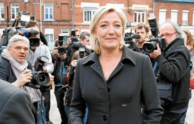 Le faux tract du Front national, représenté par Marine Le Pen, a fait monter la tension dans la circonscription. Le faux tract du Front national, représenté par Marine Le Pen, a fait monter la tension dans la circonscription.