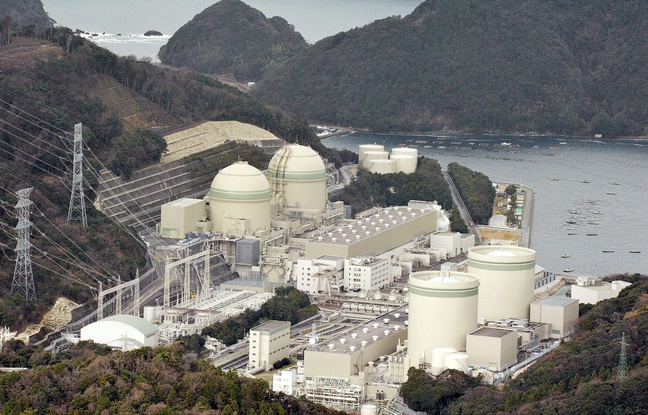 La centrale nucléaire de Takahama, dans l'ouest du Japon. La centrale nucléaire de Takahama, dans l'ouest du Japon.