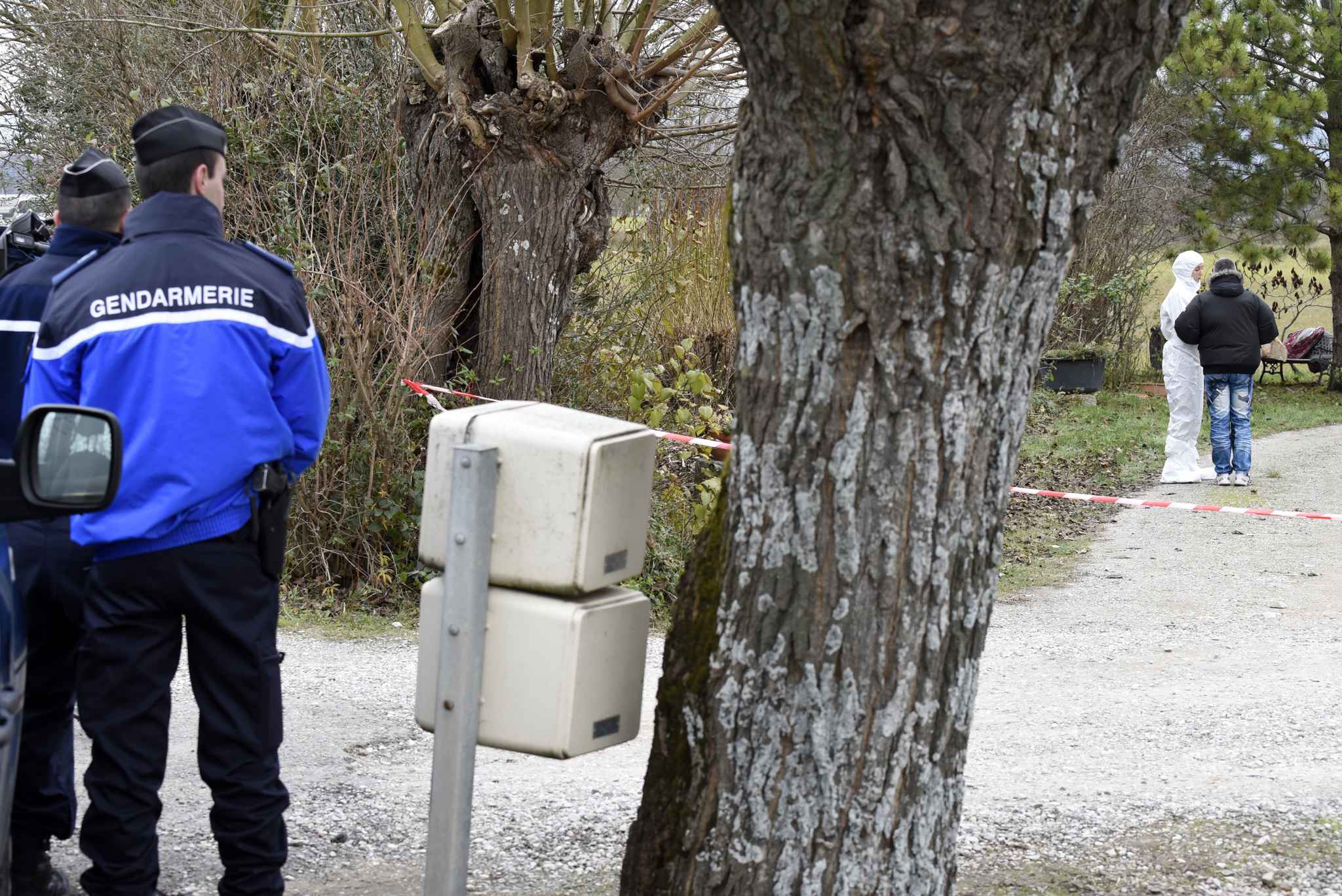Un homme blesse deux clients d'une boulangerie à l'arme blanche — Vaucluse