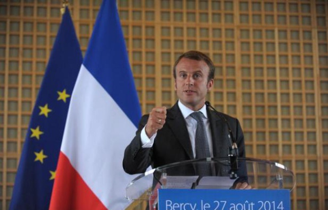 Emmanuel Macron lors de la passation de pouvoirs le 27 août 2014 à Bercy Emmanuel Macron lors de la passation de pouvoirs le 27 août 2014 à Bercy