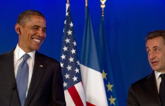 Ils sont souvent présentés comme distants ou agacés l'un par l'autre. Alors, comme à chacune de leurs rencontres, Nicolas Sarkozy et Barack Obama ont affiché à Cannes une complicité parfaite qui sera couronnée vendredi, grande première, par un entretien télévisé conjoint. Ils sont souvent présentés comme distants ou agacés l'un par l'autre. Alors, comme à chacune de leurs rencontres, Nicolas Sarkozy et Barack Obama ont affiché à Cannes une complicité parfaite qui sera couronnée vendredi, grande première, par un entretien télévisé conjoint.