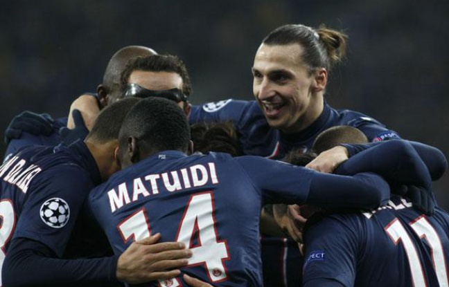 Les joueurs du PSG, lors de la victoire à Kiev en Ligue des champions, le 21 novembre 2012. Les joueurs du PSG, lors de la victoire à Kiev en Ligue des champions, le 21 novembre 2012.