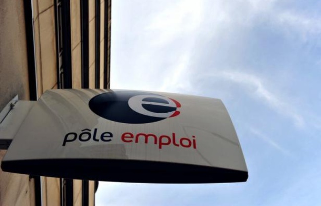 Un conseiller de Pôle emploi suit en moyenne 161 demandeurs d'emploi, et non 125 comme recensé jusqu'ici, selon une nouvelle estimation publiée mardi par le service public de l'emploi. Un conseiller de Pôle emploi suit en moyenne 161 demandeurs d'emploi, et non 125 comme recensé jusqu'ici, selon une nouvelle estimation publiée mardi par le service public de l'emploi.