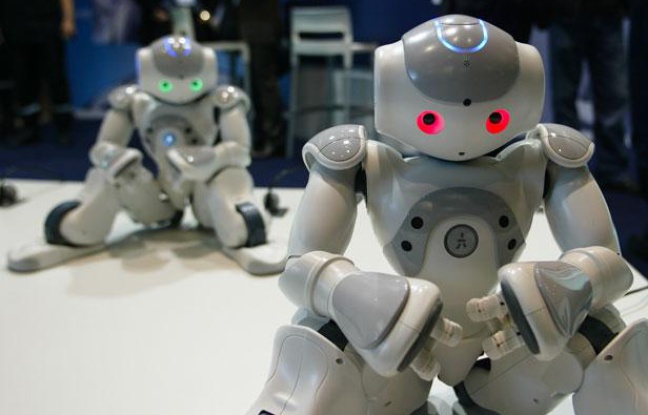 Les robots humanoïdes de chez Nao au sommet Innorobo de Lyon, le 23 mars 2011. Les robots humanoïdes de chez Nao au sommet Innorobo de Lyon, le 23 mars 2011.