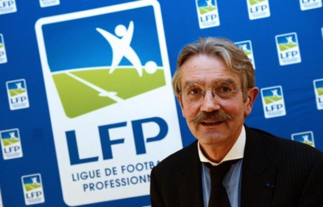 Les représentants du football professionnel, principal sport concerné par le projet de taxation exceptionnelle à 75% pour les très riches, ont applaudi samedi le rejet de cette mesure qui aurait nui selon eux à la compétitivité des clubs français, tout en restant prudents. Les représentants du football professionnel, principal sport concerné par le projet de taxation exceptionnelle à 75% pour les très riches, ont applaudi samedi le rejet de cette mesure qui aurait nui selon eux à la compétitivité des clubs français, tout en restant prudents.