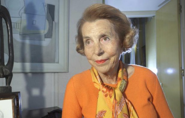 Liliane Bettencourt chez elle, à Neuilly-sur-Seine (Hauts-de-Seine), le 15 octobre 2011. Liliane Bettencourt chez elle, à Neuilly-sur-Seine (Hauts-de-Seine), le 15 octobre 2011.