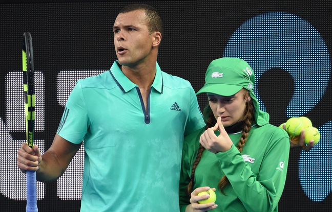 Le Français Jo-Wilfried Tsonga, le 20 janvier 2016 à Melbourne. Le Français Jo-Wilfried Tsonga, le 20 janvier 2016 à Melbourne.