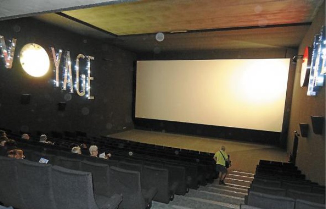 Chacune des salles porte le nom d'un film (ici, Le Voyage dans la Lune, de Méliès). Chacune des salles porte le nom d'un film (ici, Le Voyage dans la Lune, de Méliès).