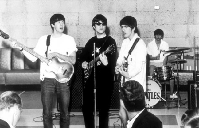 John Lennon, George Harrison, Paul McCartney et Ringo Starr des Beatles. John Lennon, George Harrison, Paul McCartney et Ringo Starr des Beatles.