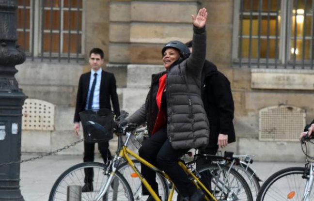 Christiane Taubira quitte le ministère de la Justice, le 27 janvier 2016 Christiane Taubira quitte le ministère de la Justice, le 27 janvier 2016