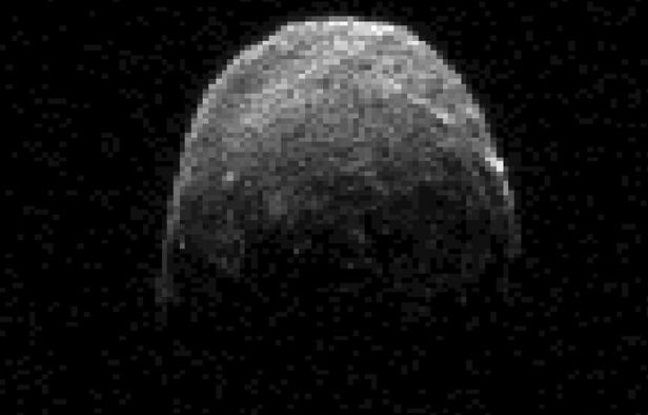 Image radar de l'astéroïde 2005 YU 55 qui va frôler la Terre dans le nuit du 8 au 9 novembre 2011. Image radar de l'astéroïde 2005 YU 55 qui va frôler la Terre dans le nuit du 8 au 9 novembre 2011.