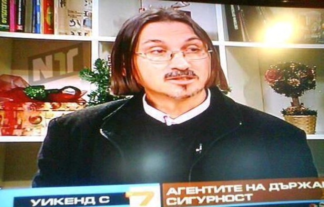 Le sosie de Zlatan Ibrahimovic s'appelle Hristo Hristov. Il est écrivain et journaliste d'investigation bulgare Le sosie de Zlatan Ibrahimovic s'appelle Hristo Hristov. Il est écrivain et journaliste d'investigation bulgare
