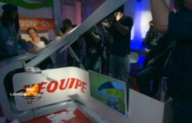 Les Experts sur le plateau de l'équipe TV Les Experts sur le plateau de l'équipe TV