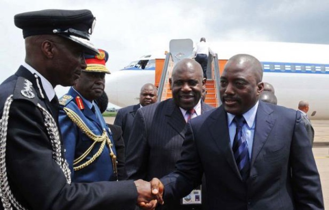 Un nouveau mini-sommet des pays des Grands Lacs, destiné à apaiser les violences dans l'est de la République démocratique du Congo (RDC), s'est ouvert samedi en fin de matinée dans la capitale ougandaise Kampala, en présence de moins d'un tiers des dirigeants invités. Un nouveau mini-sommet des pays des Grands Lacs, destiné à apaiser les violences dans l'est de la République démocratique du Congo (RDC), s'est ouvert samedi en fin de matinée dans la capitale ougandaise Kampala, en présence de moins d'un tiers des dirigeants invités.