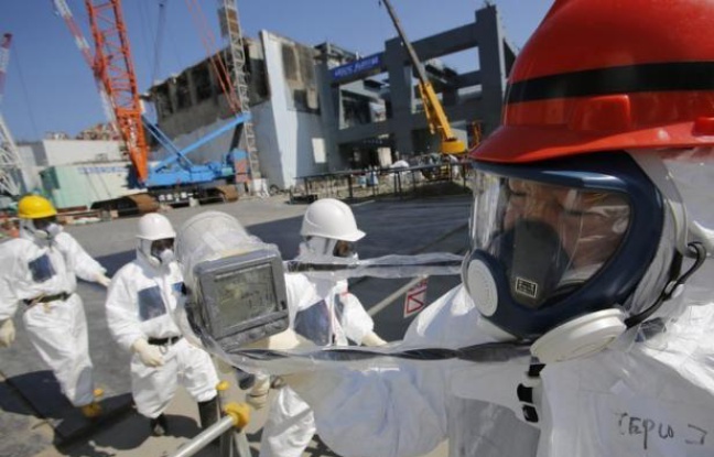 La compagnie exploitante de la centrale accidentée de Fukushima, Tepco, a annoncé dimanche la création d'une cellule spéciale présidée par le PDG pour améliorer la gestion du site et recouvrer la confiance des citoyens après une série d'incidents ces dernières semaines. La compagnie exploitante de la centrale accidentée de Fukushima, Tepco, a annoncé dimanche la création d'une cellule spéciale présidée par le PDG pour améliorer la gestion du site et recouvrer la confiance des citoyens après une série d'incidents ces dernières semaines.