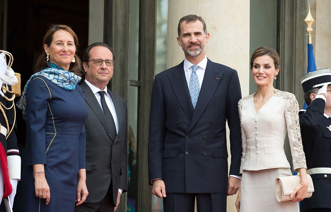 Ségolène Royal au côté de François Hollande pour accueillir le roi et la reine d'Espagne à l'Elysée, le 2 juin 2015. Ségolène Royal au côté de François Hollande pour accueillir le roi et la reine d'Espagne à l'Elysée, le 2 juin 2015.
