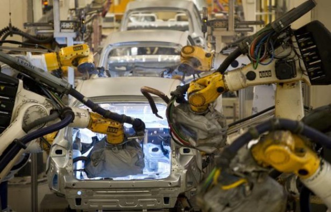 Les ventes de voitures neuves ont chuté de 8,7% en mai sur un an dans l'Union européenne, selon des données publiées vendredi par l'Association des constructeurs automobiles européens (ACEA). Les ventes de voitures neuves ont chuté de 8,7% en mai sur un an dans l'Union européenne, selon des données publiées vendredi par l'Association des constructeurs automobiles européens (ACEA).