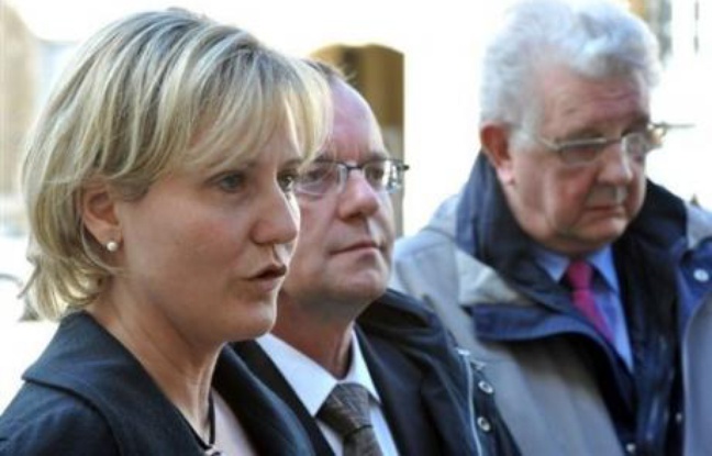 La cacophonie autour de la carte "famille nombreuse", menacée, supprimée, puis sauvée, illustre les difficultés pour le gouvernement à mettre en place une nouvelle politique familiale, à la fois moins coûteuse pour l'Etat et plus centrée sur l'équité sociale. La cacophonie autour de la carte "famille nombreuse", menacée, supprimée, puis sauvée, illustre les difficultés pour le gouvernement à mettre en place une nouvelle politique familiale, à la fois moins coûteuse pour l'Etat et plus centrée sur l'équité sociale.