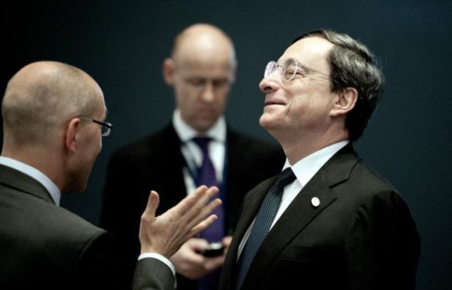 Les 27 Etats membres de l'Union européenne se sont mis d'accord pour confier le rôle de superviseur bancaire à la Banque centrale européenne (BCE), comme le souhaite l'Allemagne, selon le quotidien allemand Die Welt paru vendredi. Les 27 Etats membres de l'Union européenne se sont mis d'accord pour confier le rôle de superviseur bancaire à la Banque centrale européenne (BCE), comme le souhaite l'Allemagne, selon le quotidien allemand Die Welt paru vendredi.