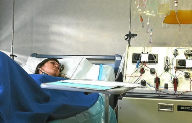 Océane a subi six attaques cérébrales depuis sa 2e injection de Gardasil. Océane a subi six attaques cérébrales depuis sa 2e injection de Gardasil.