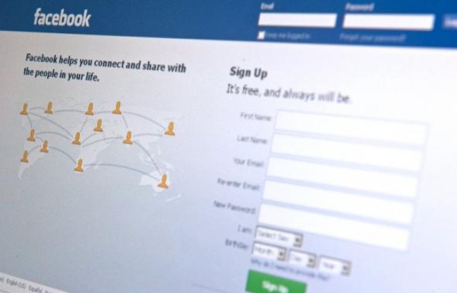 Le licenciement de salariés pour avoir dénigré leur hiérarchie sur Facebook a été jugé "fondé" vendredi par le conseil des prud'hommes de Boulogne-Billancourt (Hauts-de-Seine), a-t-on appris auprès des avocats des différentes parties. Le licenciement de salariés pour avoir dénigré leur hiérarchie sur Facebook a été jugé "fondé" vendredi par le conseil des prud'hommes de Boulogne-Billancourt (Hauts-de-Seine), a-t-on appris auprès des avocats des différentes parties.