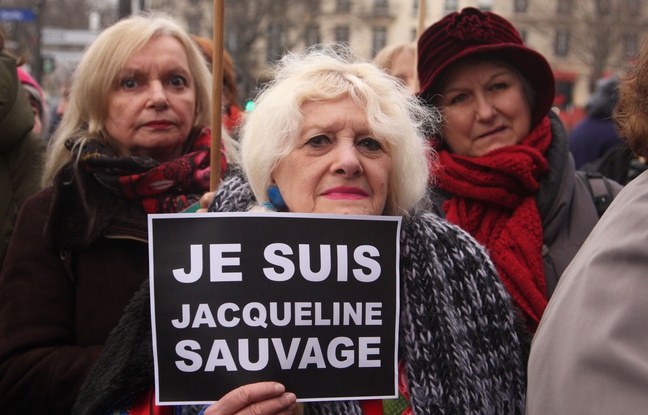 Plusieurs centaines de personnes se sont rassemblées à Paris, le 23 janvier 2016, pour défendre Jacqueline Sauvage. Plusieurs centaines de personnes se sont rassemblées à Paris, le 23 janvier 2016, pour défendre Jacqueline Sauvage.