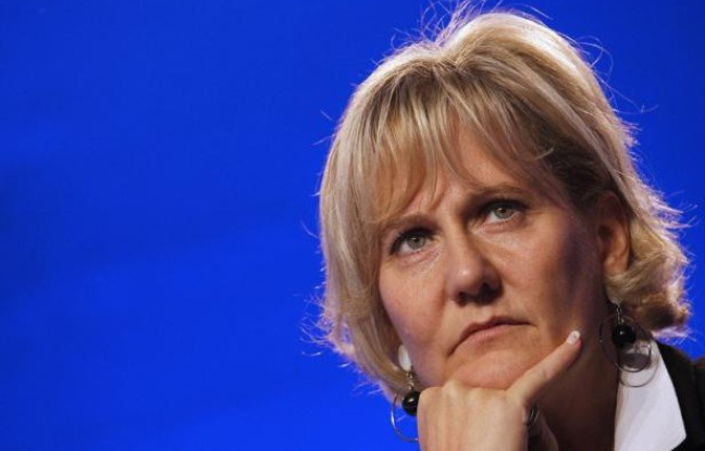 "Rachida Dati a été servie sur un plateau en or massif, ça suffit!" a tempêté mercredi Nadine Morano, ministre de l'Apprentissage et responsable UMP en charge des élections, après les graves accusations portées par la maire du VIIe contre le Premier ministre. "Rachida Dati a été servie sur un plateau en or massif, ça suffit!" a tempêté mercredi Nadine Morano, ministre de l'Apprentissage et responsable UMP en charge des élections, après les graves accusations portées par la maire du VIIe contre le Premier ministre.