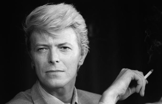 David Bowie en mai 1983, au Festival de Cannes. David Bowie en mai 1983, au Festival de Cannes.
