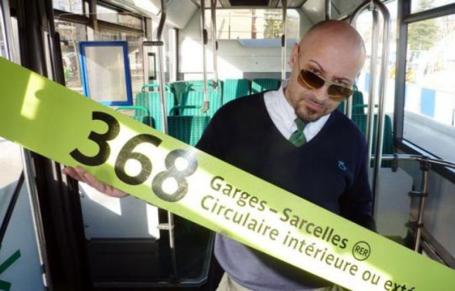 Sa chanson "368° extérieur", inspirée de sa ligne de bus de Sarcelles, fait un tabac depuis début janvier sur internet. Pascal Basilio, chauffeur RATP, a mis à profit sa passion du hip-hop pour rendre hommage à son travail et à sa ville, dans un album aux teintes cosmopolites. Sa chanson "368° extérieur", inspirée de sa ligne de bus de Sarcelles, fait un tabac depuis début janvier sur internet. Pascal Basilio, chauffeur RATP, a mis à profit sa passion du hip-hop pour rendre hommage à son travail et à sa ville, dans un album aux teintes cosmopolites.